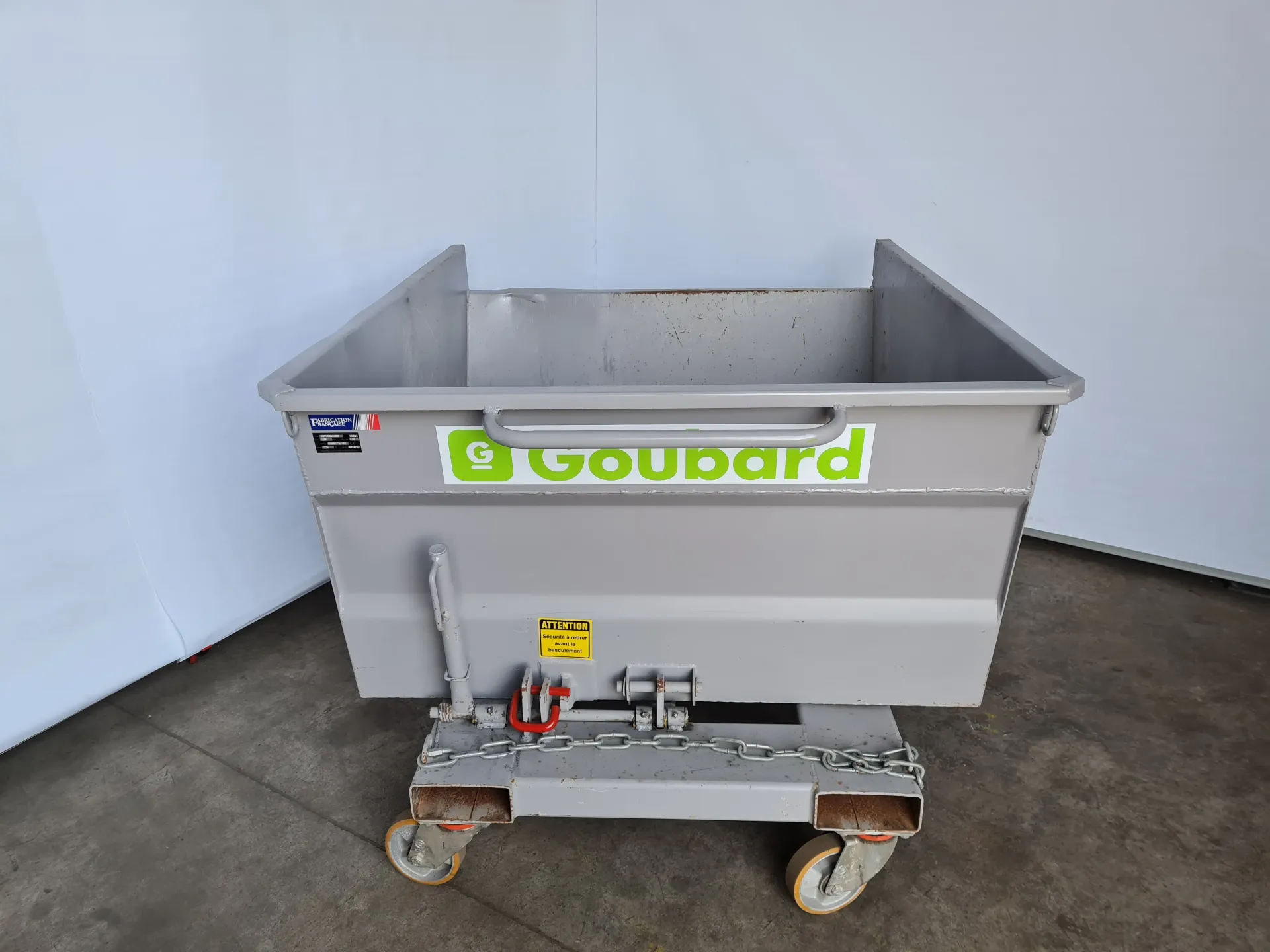 GS - Benne basculante hauteur réduite 1000L
