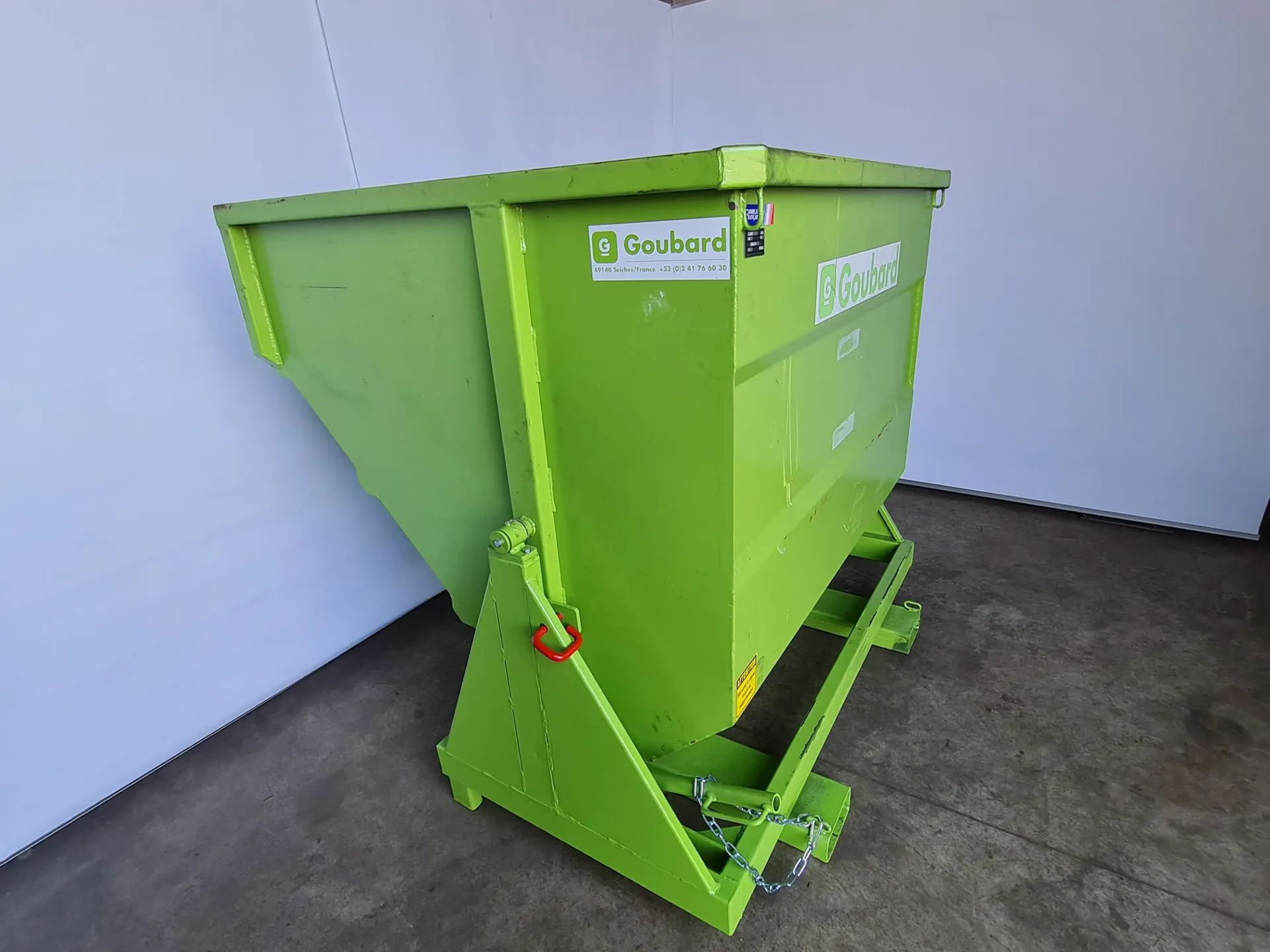 GIE - Benne basculante multi-usages 1870L